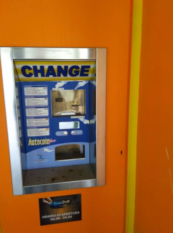 SELF SERVICE AUTOMATICO 24 h ottime condizioni