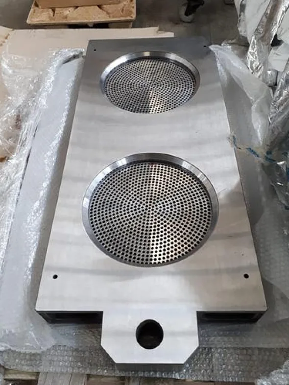 SEMI-AUTOMATIC SCREENCHANGERS Ø 30-400 mm.