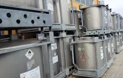 16#4068 Silos in acciaio inox capacit࠱000 litri