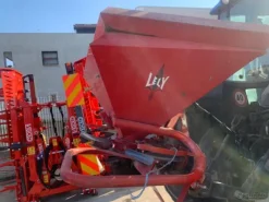 Spandiconcime usato marca lely
