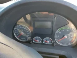 28#7528 Spazzatrice Iveco