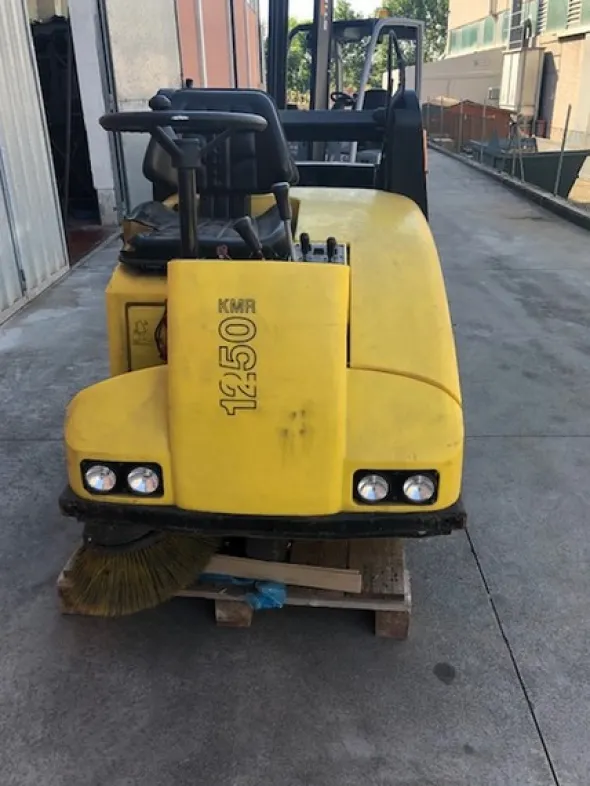 5#5397 Spazzatrice Karcher KMR 1250