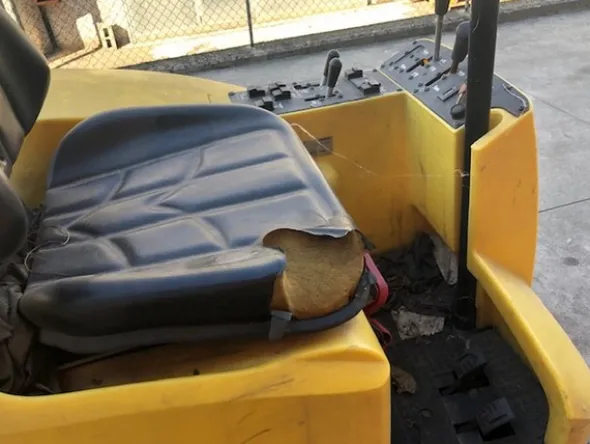 5#5397 Spazzatrice Karcher KMR 1250