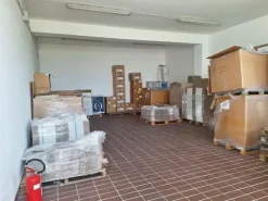 #24291 Stabilimento cantina costituito da fabbricato e attrezzature