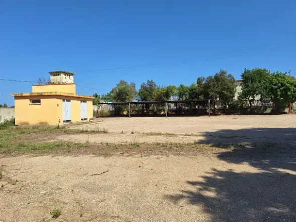 #24291 Stabilimento cantina costituito da fabbricato e attrezzature
