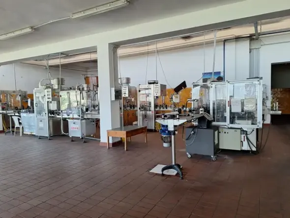 #24291 Stabilimento cantina costituito da fabbricato e attrezzature