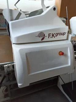 Stenditore automatico 490 PLC PU 200-DX del 2009