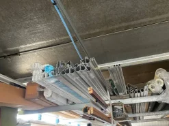 Stock attrezzature e macchinari per chiusura attività