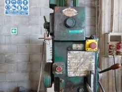 2#72670 Stock di attrezzature dismesse e materiale ferroso