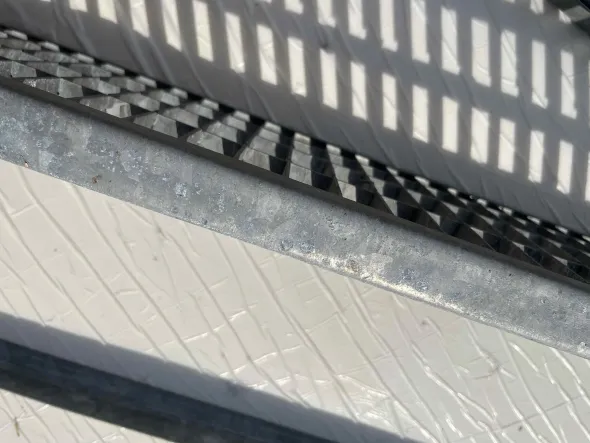 Stock grigliato e chiusini in acciaio zincato
