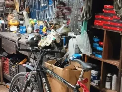 #24769 Storica attività di riparazione bici