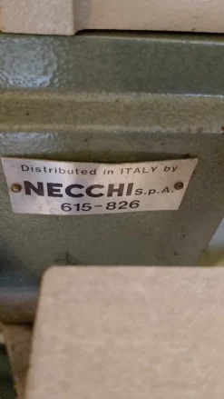 Taglia e Cuci Industriale Necchi con 2 aghi e 5 fili