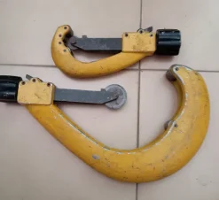 TagliaTubi Polietilene"Rems"