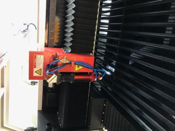Taglio Laser CO2 Birio Absolute 450T