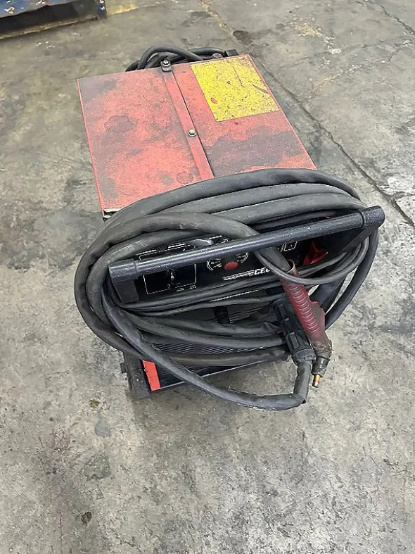 Taglio plasma Cebora Prof 70 ARC Control