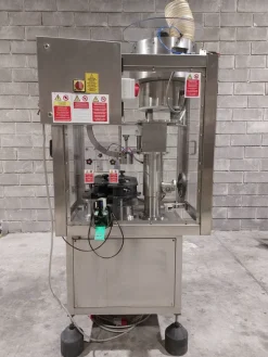 TAPPATORE PER LIQUORI O ACETO