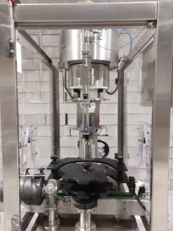 TAPPATORE PER LIQUORI O ACETO