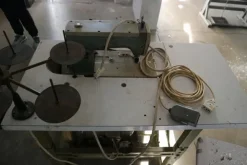 3#7095 Tavoli aspirazione e macchine da cucire