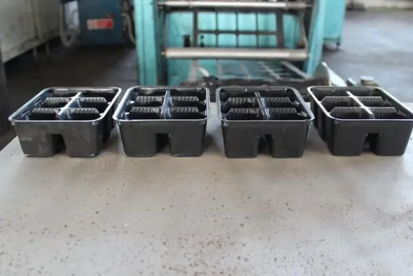 5#4006 Termoformatrice Moretti OM XK 65-S