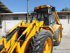 3#3513 Terna JCB 4 CX