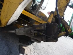 1#3533 Terna Komatsu WB 97 R2