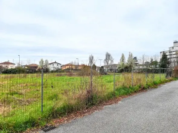 #21347 Terreni edificabili residenziali di 3.440 mq - Via Bertoldo