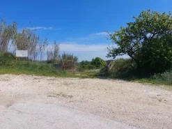 #20639 Terreno a cava di 17.220 mq
