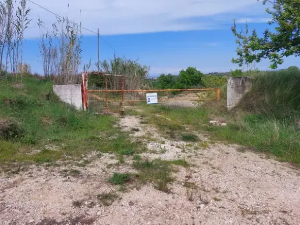 #20639 Terreno a cava di 17.220 mq