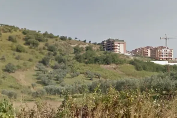 #21728 Terreno agricolo di 15.640 mq