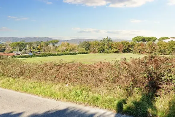 #22299 Terreno agricolo di 13.019 mq e magazzino