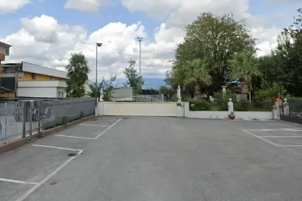 #22859 Terreno di 605 mq in zona industriale