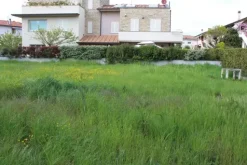 #20609 Terreno edificabile per edificio residenziale