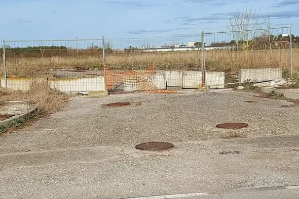 #20170 Terreno edificabile residenziale di 806 mq