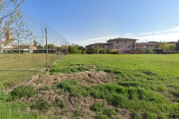 #22650 Terreno parzialmente edificabile di 2248 mq