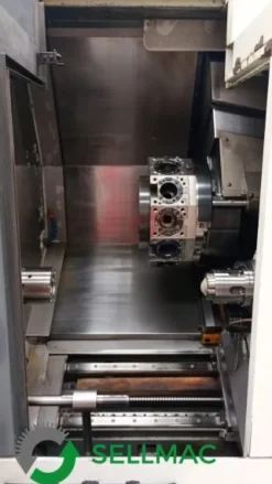 TORNIO CNC COMPLETO DI CARICATORE DI BARRE CORTO