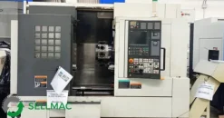 TORNIO CNC COMPLETO DI CARICATORE DI BARRE CORTO