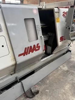 Tornio cnc Haas usato