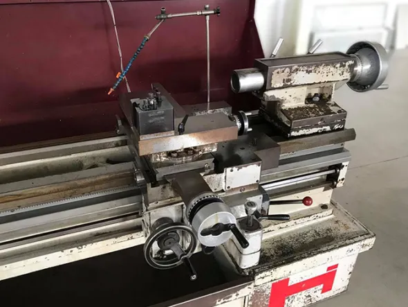 Tornio parallelo usato HARRISON M460GH