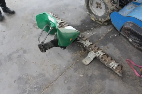 14#5817 Tosaerba John Deere e motozappe