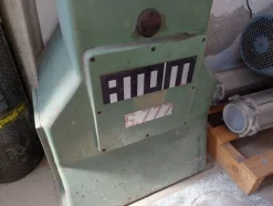 1#7915 Trancia Atom scaffalatura attrezzatura per confezione e arredo d'ufficio