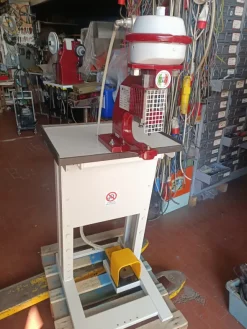 trancia-fustellatrice -pressa-