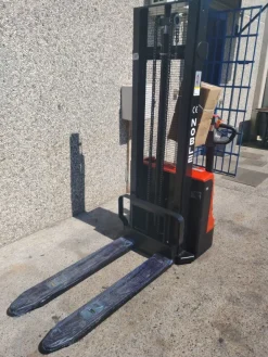 TRANSPALLET STOCCATORI A PARTIRE DA 1000 EURO