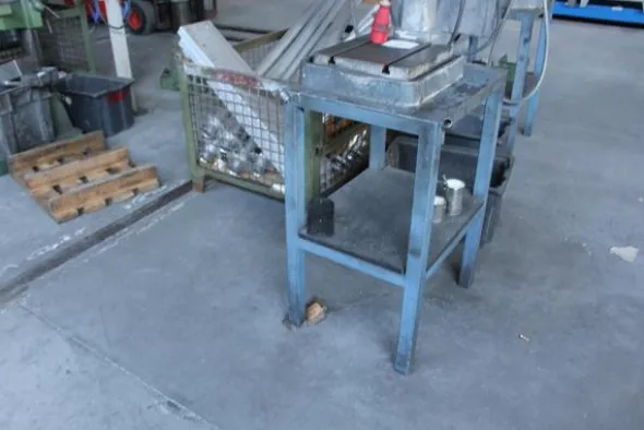 7#4318 Trapano verticale Industrie Meccaniche