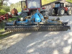 1#3268 Trattore agricoloseminatrice ed erpice