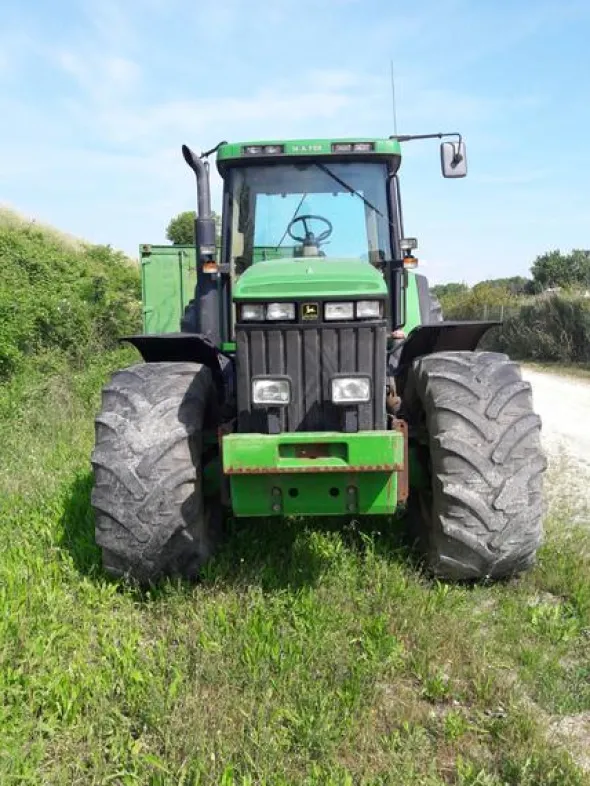 1#3163 Trattore John Deere