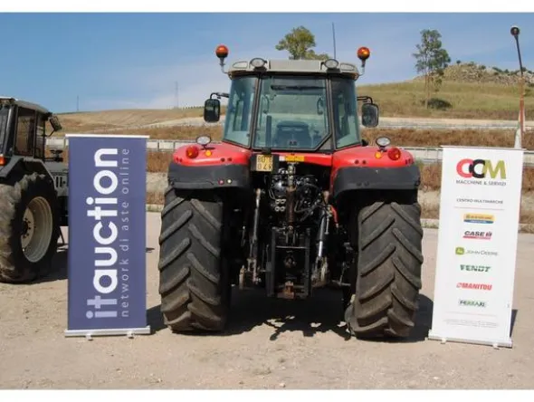 2#3287 Trattore Massey Ferguson 6495