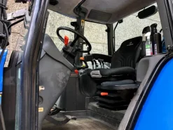 Trattore New Holland TM190