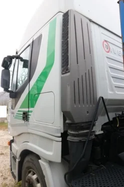 6#7092 Trattore stradale Iveco