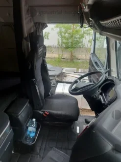 1#10194 Trattore stradale Iveco