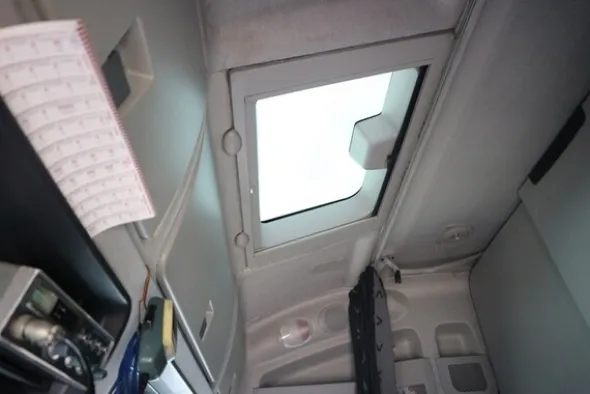 7#7092 Trattore stradale Iveco